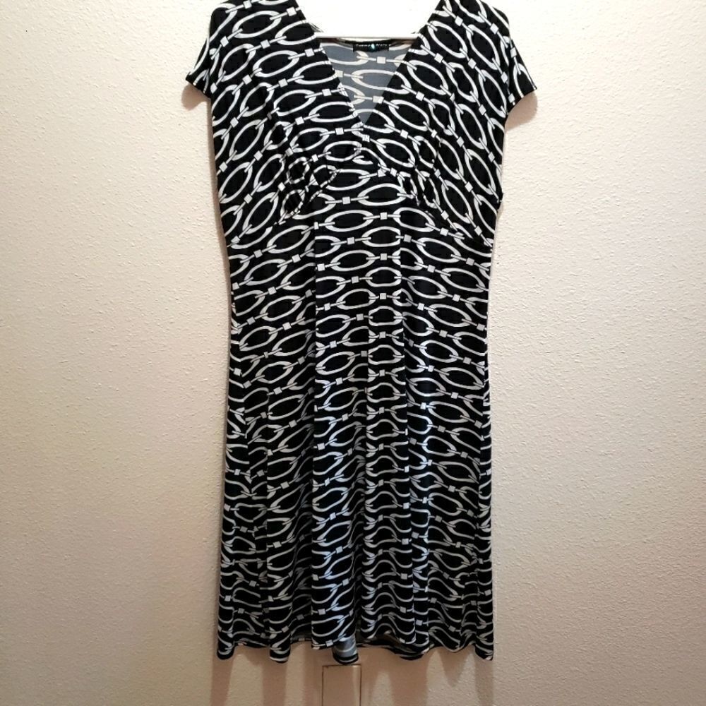 Dress by Tammy Mars, blk /p wht, 14